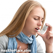 Napadi anksioznosti i napadi astme mogu izgledati isto. Ispričavanje razlike između napada anksioznosti i astme uključuje dva promatranja. Čitaj SAD.