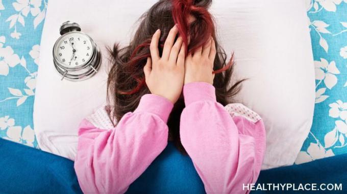 ADHD problemi sa spavanjem - obično nedostatak sna - pogađaju mnoge s ADHD-om. Zašto osobe s ADHD-om imaju problema sa spavanjem? Što mogu učiniti s tim? Saznajte ovdje.