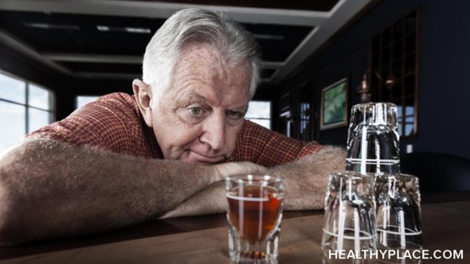 Kakva je veza između lijekova Parkinsonove bolesti i alkohola? Hoće li pijenje izazvati nuspojave ili će djelovati na vaše lijekove? Saznajte ovdje.